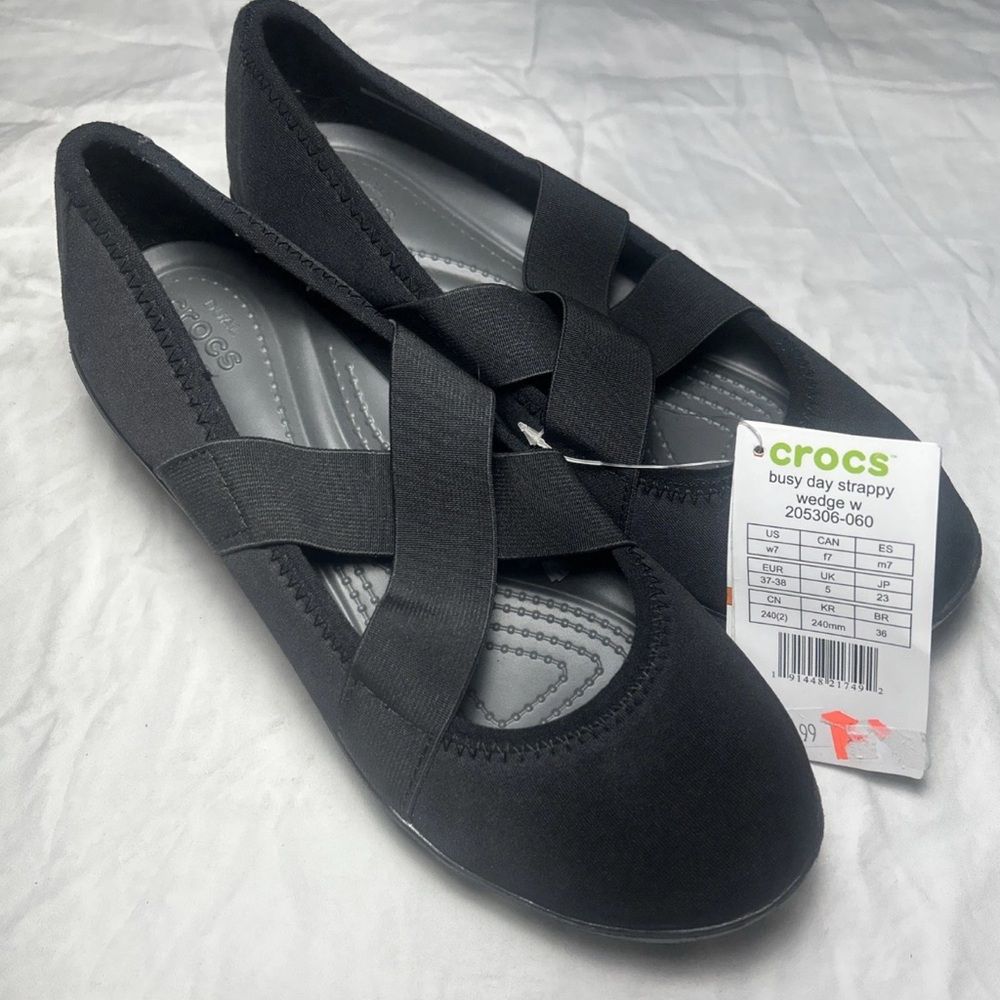 Crocs Women's Black Strappy Wedges